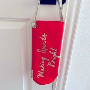 Lilly Pulitzer NEW Wine Tote Red with gold in original package nwt